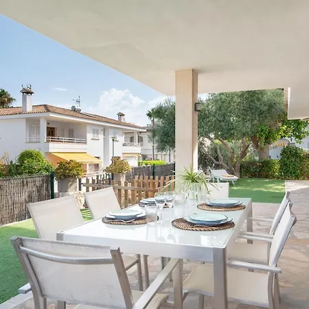 Bugambilia Holiday home