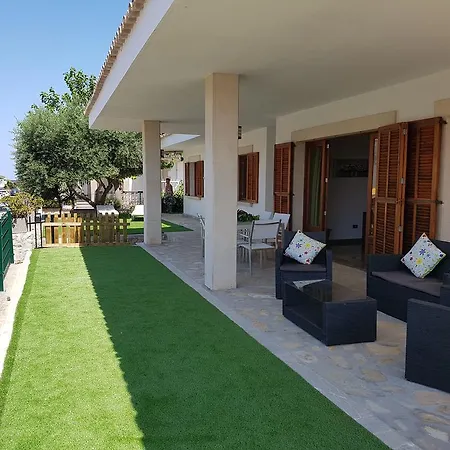 Holiday home Bugambilia